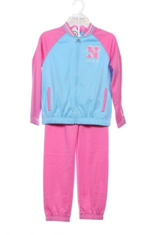 Dětská sportovní souprava Nike, Velikost 5-6y/ 116-122 cm, Barva Vícebarevné, Cena  1 749,00 Kč