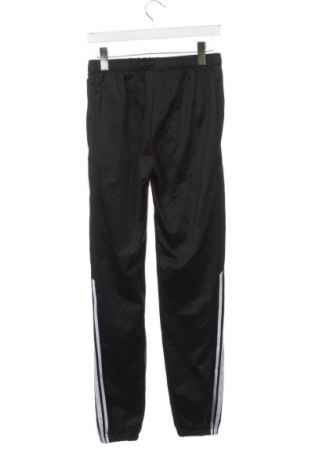 Dětské tepláky Active, Velikost 14-15y/ 168-170 cm, Barva Černá, Cena  409,00 Kč