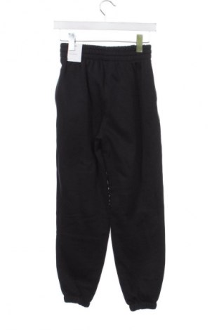 Dziecięce spodnie sportowe Nike, Rozmiar 9-10y/ 140-146 cm, Kolor Czarny, Cena 252,99 zł