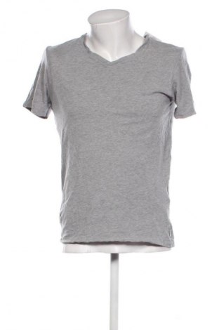 Ανδρικό t-shirt Jack & Jones, Μέγεθος L, Χρώμα Γκρί, Τιμή 10,99 €