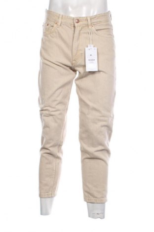 Męskie jeansy Bershka, Rozmiar M, Kolor Beżowy, Cena 203,99 zł