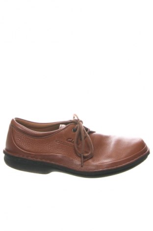 Férfi cipők
 Clarks, Méret 40, Szín Barna, Ár 25 454 Ft