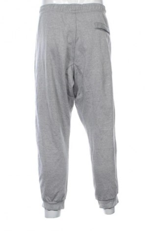 Męskie spodnie sportowe Nike, Rozmiar XL, Kolor Szary, Cena 157,99 zł