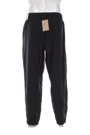 Pánske tepláky Nike, Veľkosť L, Farba Čierna, Cena  62,95 €