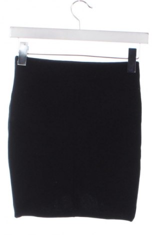 Rock Bershka, Größe XS, Farbe Schwarz, Preis 18,45 €