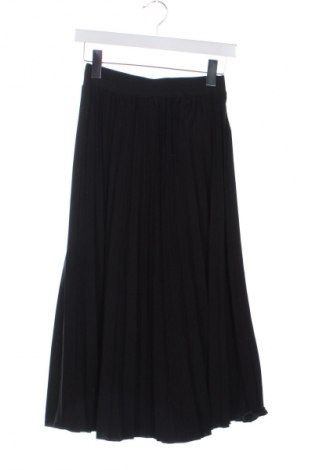 Spódnica Clockhouse, Rozmiar XS, Kolor Czarny, Cena 75,99 zł