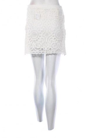 Rock Forever 21, Größe S, Farbe Weiß, Preis € 23,53