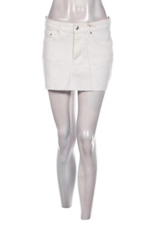 Fustă Gina Tricot, Mărime S, Culoare Alb, Preț 182,99 Lei