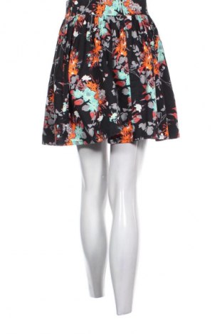 Sukně H&M, Velikost S, Barva Vícebarevné, Cena  241,00 Kč