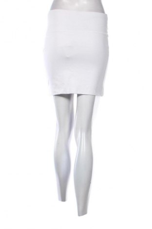 Rock Janina, Größe S, Farbe Weiß, Preis 9,72 €