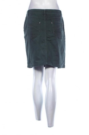 Rock LC Waikiki, Größe M, Farbe Grün, Preis 24,35 €