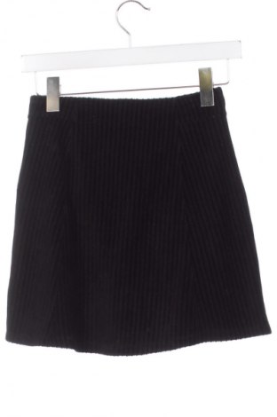 Spódnica Pull&Bear, Rozmiar XS, Kolor Czarny, Cena 44,71 zł