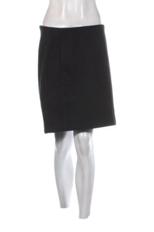 Пола Vero Moda, Размер M, Цвят Черен, Цена 46,99 лв.
