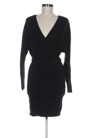 Kleid About You, Größe M, Farbe Schwarz, Preis 42,99 €