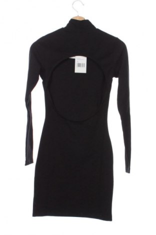 Kleid About You, Größe XS, Farbe Schwarz, Preis 42,99 €