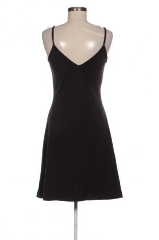 Kleid About You, Größe M, Farbe Schwarz, Preis 42,99 €