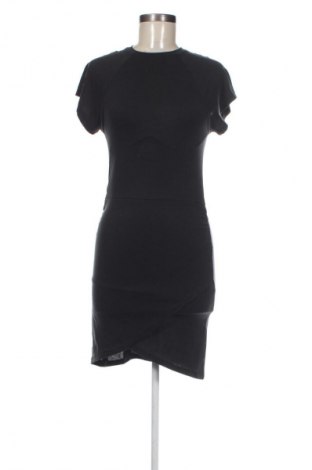 Kleid About You, Größe M, Farbe Schwarz, Preis 30,99 €