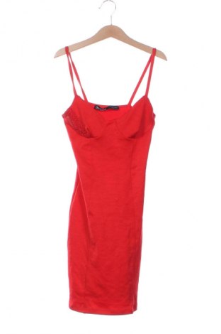 Šaty  Bershka, Veľkosť XS, Farba Červená, Cena  16,95 €