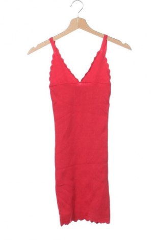 Sukienka Bershka, Rozmiar XS, Kolor Różowy, Cena 95,99 zł