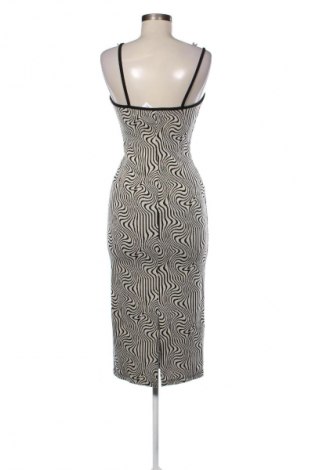 Rochie Bershka, Mărime M, Culoare Multicolor, Preț 74,81 Lei
