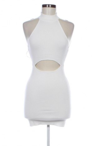 Šaty  Bershka, Veľkosť M, Farba Biela, Cena  26,95 €