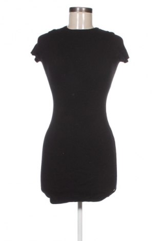 Sukienka Bershka, Rozmiar S, Kolor Czarny, Cena 23,99 zł