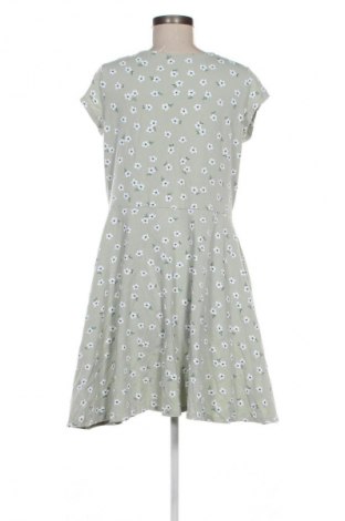 Kleid C&A, Größe M, Farbe Mehrfarbig, Preis € 20,99