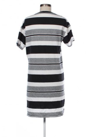 Rochie Converse, Mărime M, Culoare Multicolor, Preț 202,91 Lei