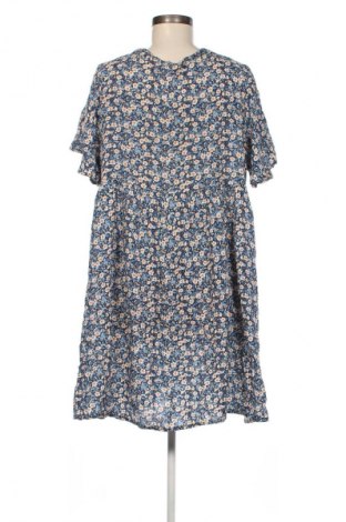 Рокля Couture, Размер XL, Цвят Многоцветен, Цена 48,99 лв.