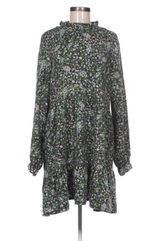 Kleid Defacto, Größe L, Farbe Mehrfarbig, Preis € 14,84
