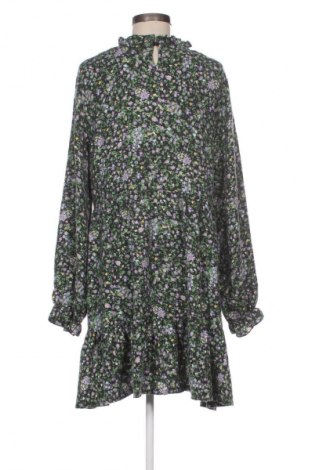 Kleid Defacto, Größe L, Farbe Mehrfarbig, Preis € 14,84