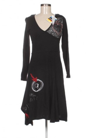 Šaty  Desigual, Veľkosť L, Farba Viacfarebná, Cena  47,95 €