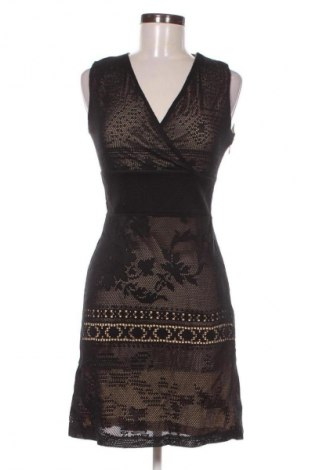 Sukienka Desigual, Rozmiar S, Kolor Czarny, Cena 444,30 zł