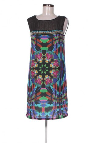 Sukienka Desigual, Rozmiar M, Kolor Kolorowy, Cena 193,22 zł
