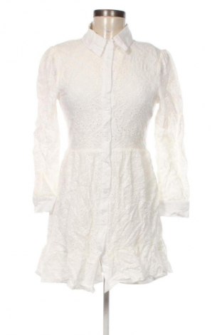 Φόρεμα Eilly Bazar, Μέγεθος S, Χρώμα Λευκό, Τιμή 18,99 €