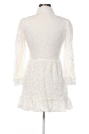 Φόρεμα Eilly Bazar, Μέγεθος S, Χρώμα Λευκό, Τιμή 18,99 €