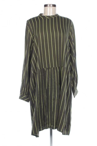 Kleid Esmara, Größe XL, Farbe Mehrfarbig, Preis 14,91 €