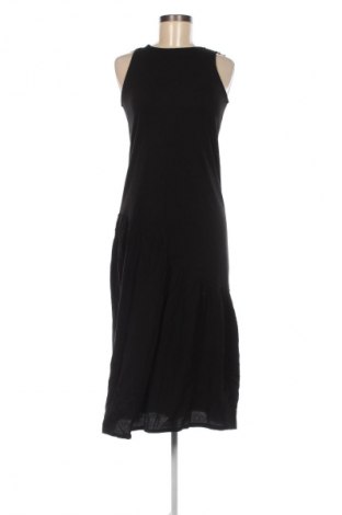 Φόρεμα Fame, Μέγεθος S, Χρώμα Μαύρο, Τιμή 15,46 €