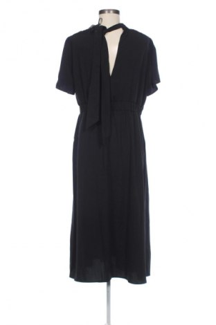 Kleid Friends Like These, Größe L, Farbe Schwarz, Preis 55,34 €