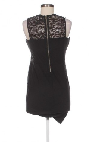 Šaty  Guess, Veľkosť M, Farba Čierna, Cena  55,95 €
