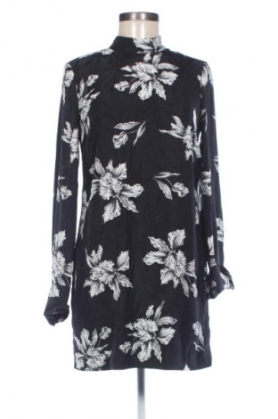 Φόρεμα Guess, Μέγεθος S, Χρώμα Πολύχρωμο, Τιμή 49,13 €