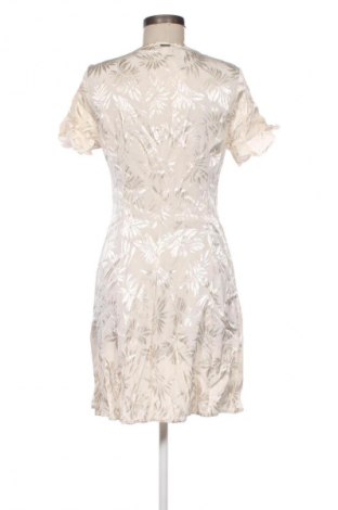 Kleid Guess, Größe M, Farbe Ecru, Preis € 111,31