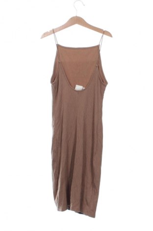 Рокля H&M, Размер XS, Цвят Бежов, Цена 29,99 лв.