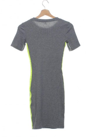 Šaty  H&M, Veľkosť XS, Farba Sivá, Cena  16,95 €