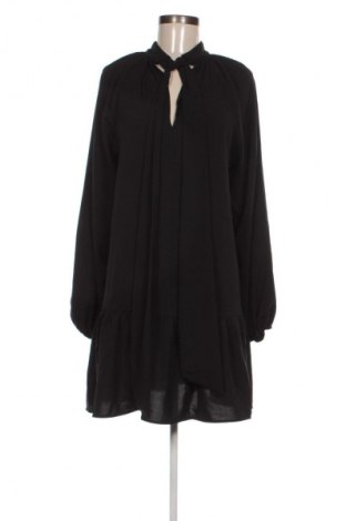 Rochie H&M, Mărime M, Culoare Negru, Preț 94,99 Lei