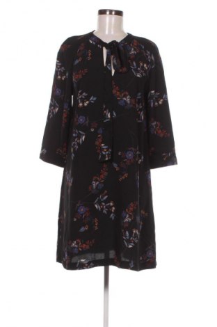 Rochie H&M, Mărime M, Culoare Multicolor, Preț 94,99 Lei