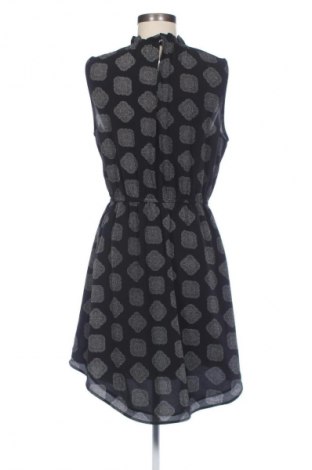 Šaty  H&M, Velikost M, Barva Vícebarevné, Cena  371,00 Kč