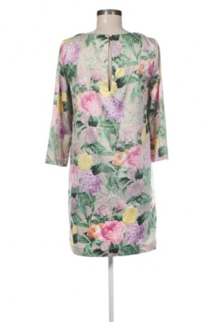 Šaty  H&M, Velikost M, Barva Vícebarevné, Cena  469,00 Kč