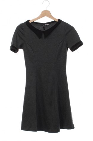 Šaty  H&M Divided, Velikost XS, Barva Šedá, Cena  469,00 Kč