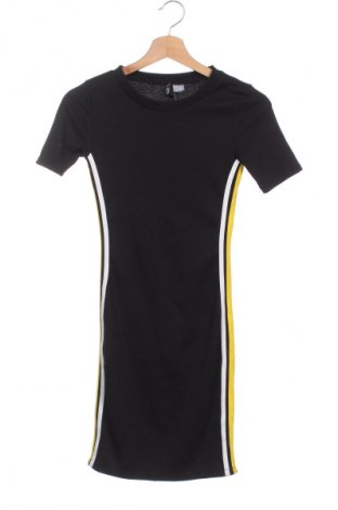 Рокля H&M Divided, Размер XS, Цвят Многоцветен, Цена 29,99 лв.